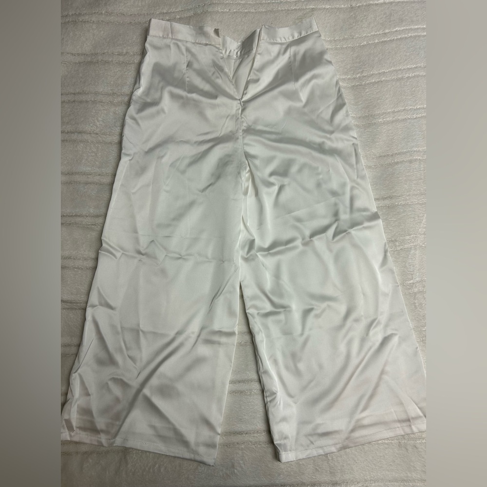Set. Meshki. Wide leg satin pant set.